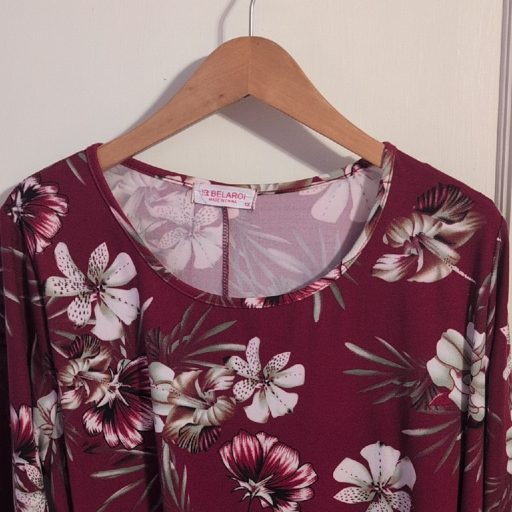 Women's Floral Blouse - Burgundy
